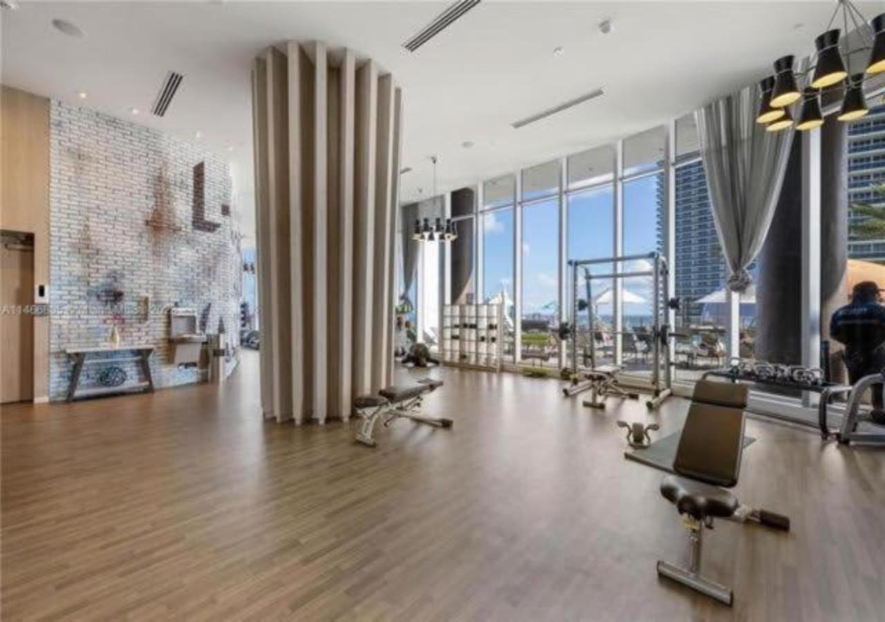 High Floor Corner 2 Bdr At Lyfe Resort Hollywood Zewnętrze zdjęcie